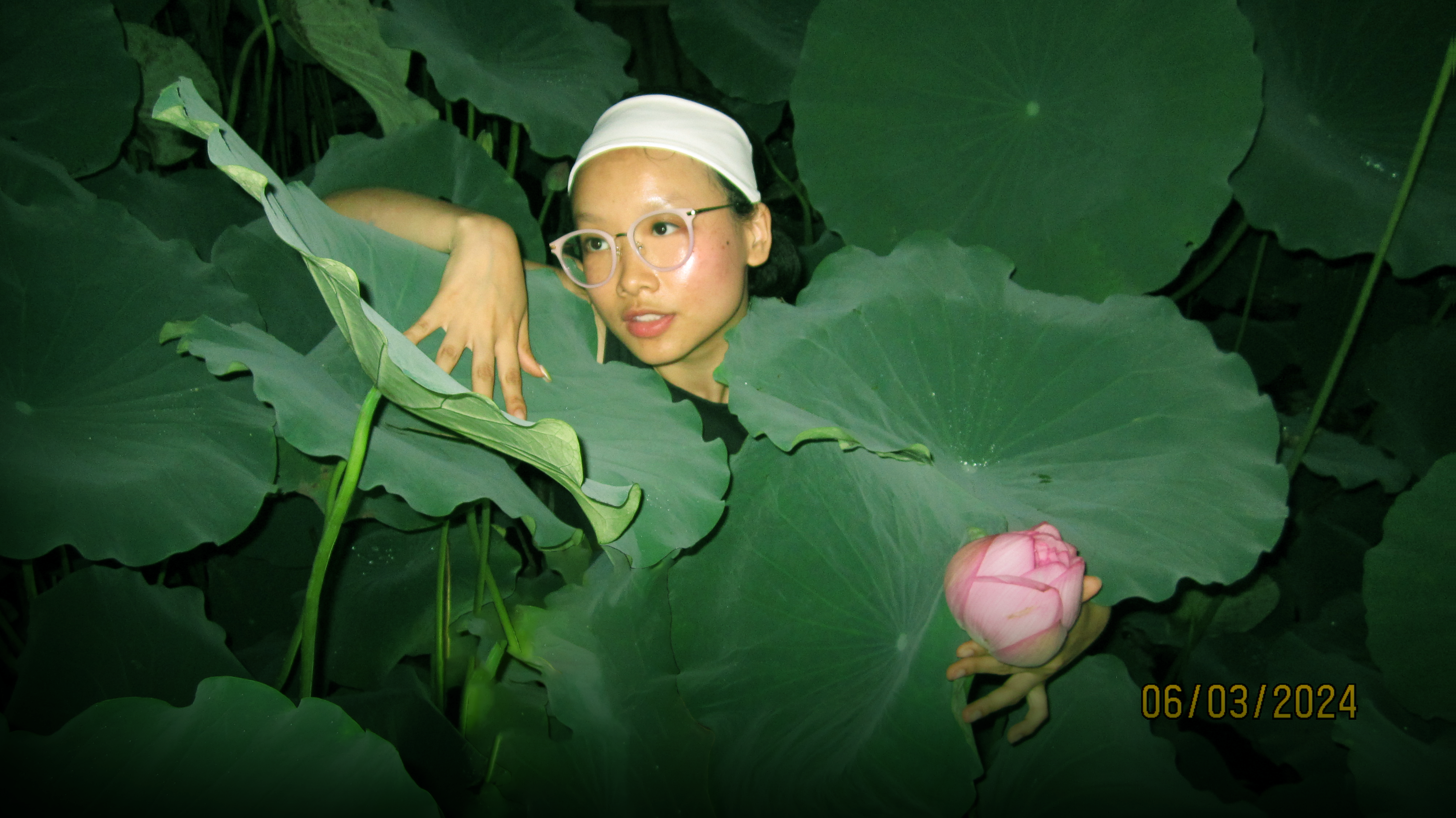 Out: Awkward V-Pose; In: High Level Cunt